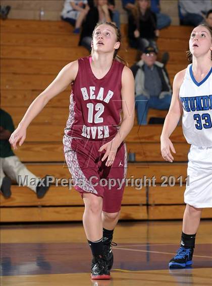 Thumbnail 3 in Bear River vs. Rocklin (Lincoln Invitational) photogallery.