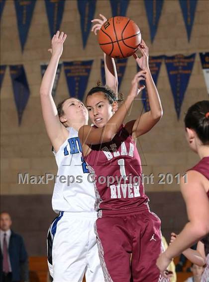 Thumbnail 3 in Bear River vs. Rocklin (Lincoln Invitational) photogallery.