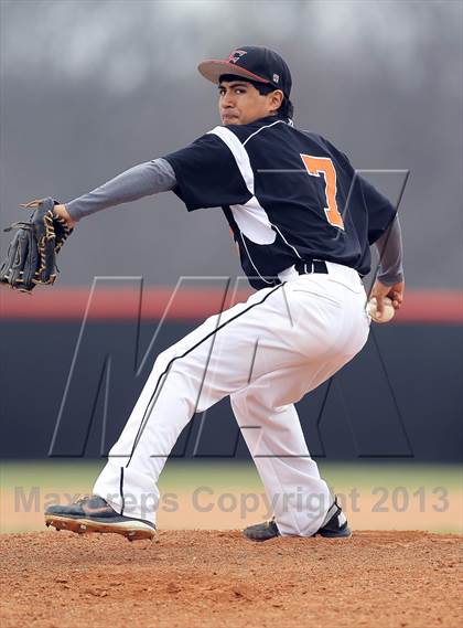Thumbnail 3 in Kemp vs Ferris (Kemp Tournament) photogallery.
