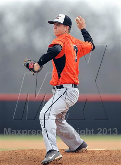 Thumbnail 2 in Kemp vs Ferris (Kemp Tournament) photogallery.