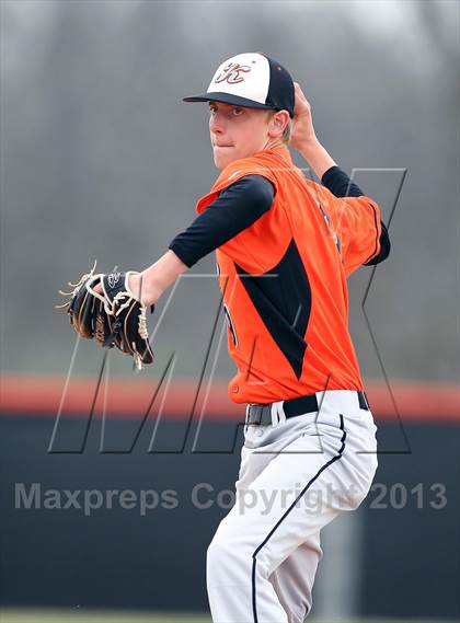 Thumbnail 2 in Kemp vs Ferris (Kemp Tournament) photogallery.
