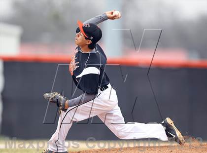 Thumbnail 1 in Kemp vs Ferris (Kemp Tournament) photogallery.