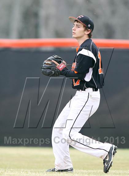 Thumbnail 3 in Kemp vs Ferris (Kemp Tournament) photogallery.