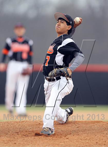 Thumbnail 1 in Kemp vs Ferris (Kemp Tournament) photogallery.
