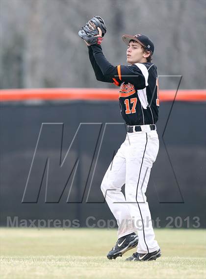 Thumbnail 2 in Kemp vs Ferris (Kemp Tournament) photogallery.