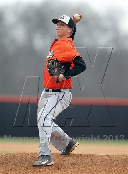 Thumbnail 1 in Kemp vs Ferris (Kemp Tournament) photogallery.