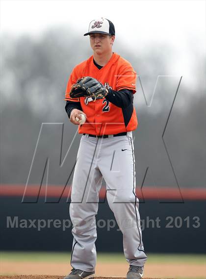 Thumbnail 2 in Kemp vs Ferris (Kemp Tournament) photogallery.