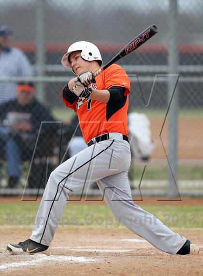 Thumbnail 3 in Kemp vs Ferris (Kemp Tournament) photogallery.