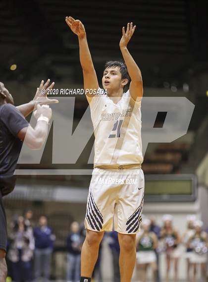 Thumbnail 2 in Bullard vs. Clovis East (CIF D1 Central Section Final) photogallery.