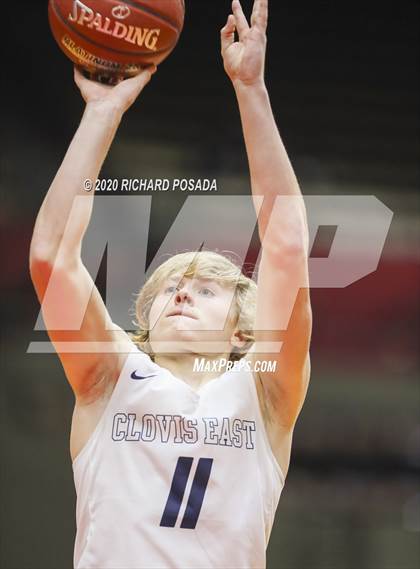 Thumbnail 3 in Bullard vs. Clovis East (CIF D1 Central Section Final) photogallery.