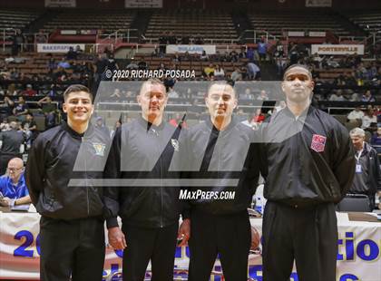 Thumbnail 2 in Bullard vs. Clovis East (CIF D1 Central Section Final) photogallery.