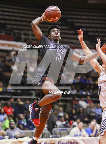 Thumbnail 1 in Bullard vs. Clovis East (CIF D1 Central Section Final) photogallery.
