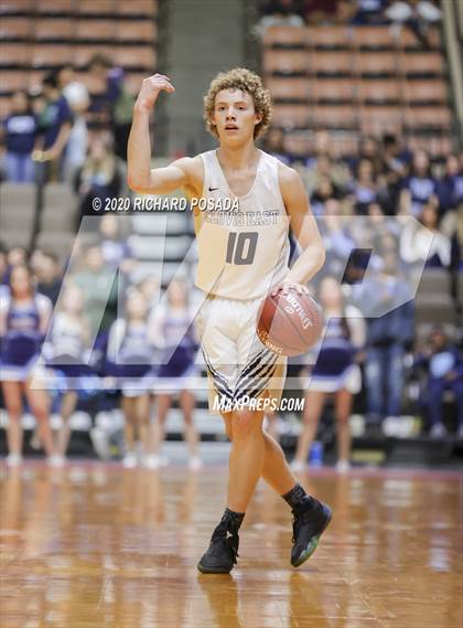 Thumbnail 3 in Bullard vs. Clovis East (CIF D1 Central Section Final) photogallery.