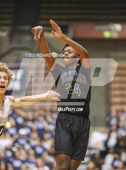 Thumbnail 2 in Bullard vs. Clovis East (CIF D1 Central Section Final) photogallery.
