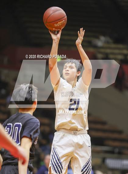 Thumbnail 3 in Bullard vs. Clovis East (CIF D1 Central Section Final) photogallery.