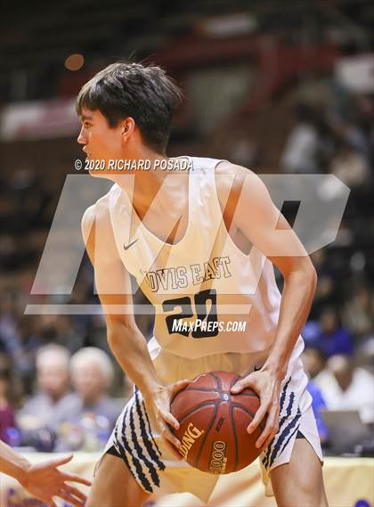 Thumbnail 2 in Bullard vs. Clovis East (CIF D1 Central Section Final) photogallery.