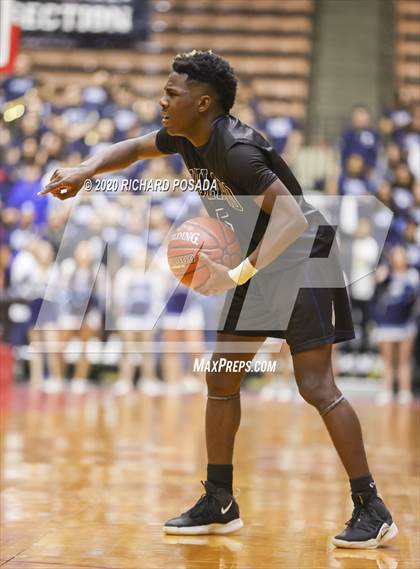 Thumbnail 1 in Bullard vs. Clovis East (CIF D1 Central Section Final) photogallery.