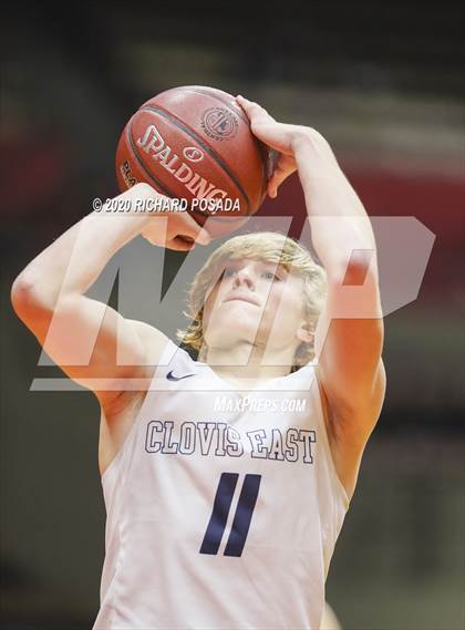 Thumbnail 2 in Bullard vs. Clovis East (CIF D1 Central Section Final) photogallery.