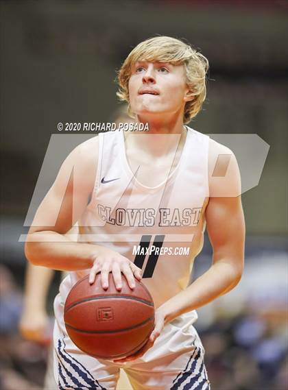 Thumbnail 1 in Bullard vs. Clovis East (CIF D1 Central Section Final) photogallery.