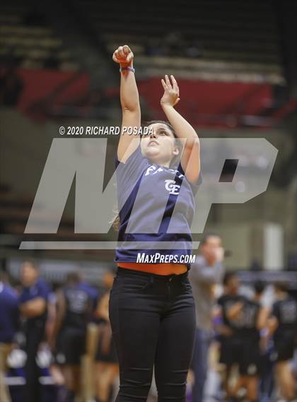 Thumbnail 2 in Bullard vs. Clovis East (CIF D1 Central Section Final) photogallery.