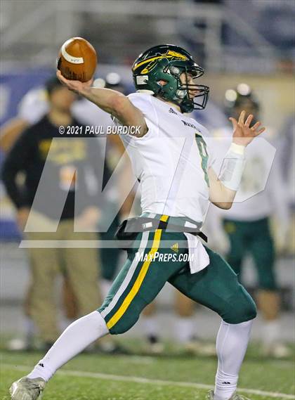 Thumbnail 2 in Imhotep Charter vs Penn-Trafford (PIAA 5A Championship) photogallery.