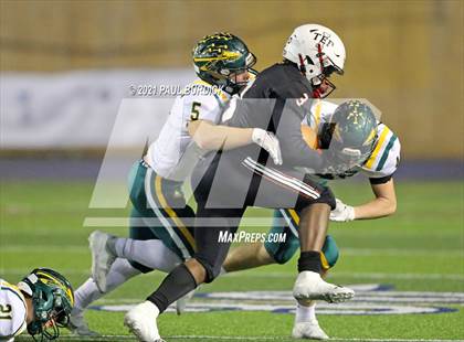 Thumbnail 2 in Imhotep Charter vs Penn-Trafford (PIAA 5A Championship) photogallery.