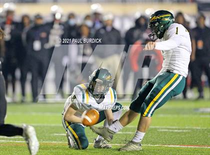 Thumbnail 2 in Imhotep Charter vs Penn-Trafford (PIAA 5A Championship) photogallery.