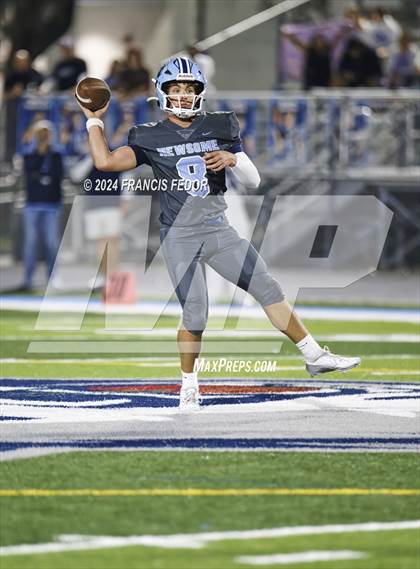 Thumbnail 2 in Sumner @ Newsome (FHSAA 7A Regional Quarterfinals) ***EDITORIAL*** photogallery.