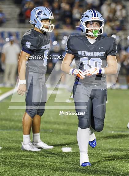 Thumbnail 2 in Sumner @ Newsome (FHSAA 7A Regional Quarterfinals) ***EDITORIAL*** photogallery.