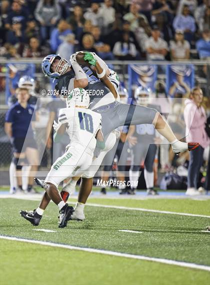 Thumbnail 2 in Sumner @ Newsome (FHSAA 7A Regional Quarterfinals) ***EDITORIAL*** photogallery.