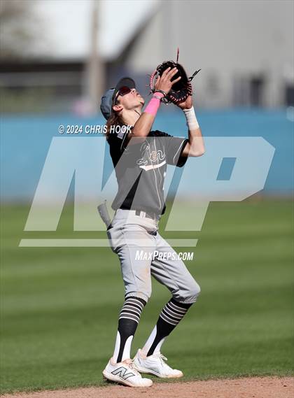 Thumbnail 2 in Mountain View vs Coconino (Lancer Baseball Classic) photogallery.