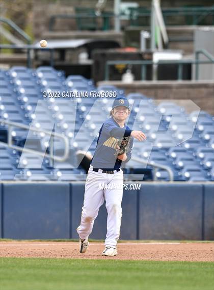 Thumbnail 1 in Nottingham vs Delran photogallery.
