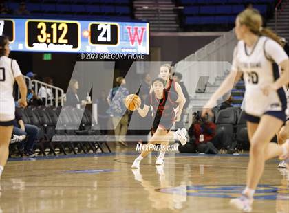 Thumbnail 1 in Harvard-Westlake @ Notre Dame (SO) photogallery.