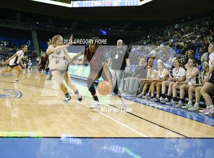Thumbnail 2 in Harvard-Westlake @ Notre Dame (SO) photogallery.