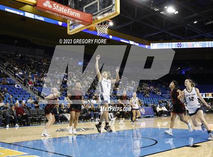 Thumbnail 2 in Harvard-Westlake @ Notre Dame (SO) photogallery.