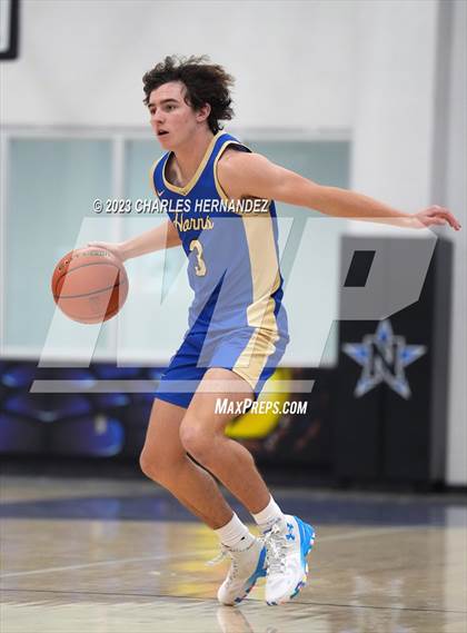 Thumbnail 2 in Hamshire-Fannett vs. Madisonville (Mike Dacus Classic) photogallery.