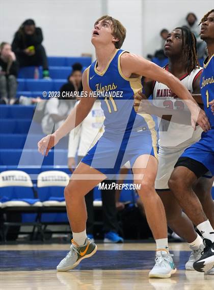 Thumbnail 1 in Hamshire-Fannett vs. Madisonville (Mike Dacus Classic) photogallery.