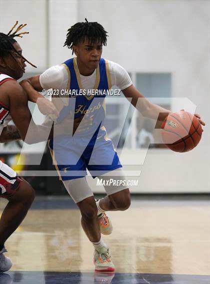 Thumbnail 3 in Hamshire-Fannett vs. Madisonville (Mike Dacus Classic) photogallery.