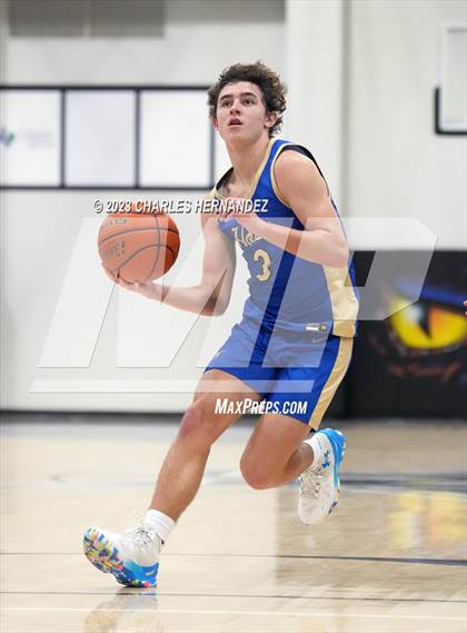Thumbnail 3 in Hamshire-Fannett vs. Madisonville (Mike Dacus Classic) photogallery.