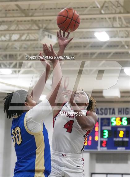 Thumbnail 2 in Hamshire-Fannett vs. Madisonville (Mike Dacus Classic) photogallery.