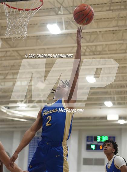 Thumbnail 1 in Hamshire-Fannett vs. Madisonville (Mike Dacus Classic) photogallery.