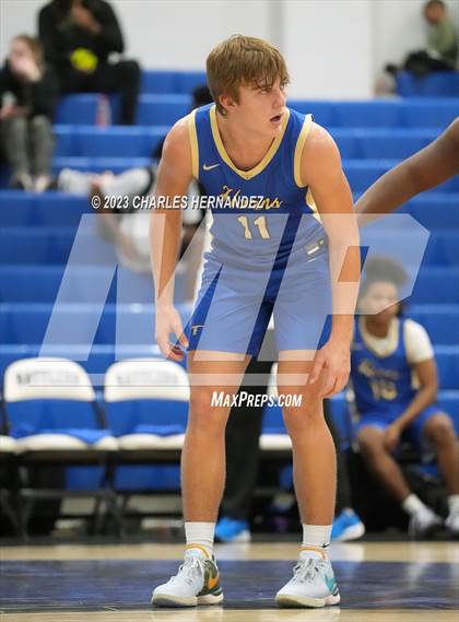 Thumbnail 3 in Hamshire-Fannett vs. Madisonville (Mike Dacus Classic) photogallery.