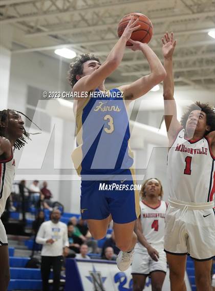 Thumbnail 1 in Hamshire-Fannett vs. Madisonville (Mike Dacus Classic) photogallery.