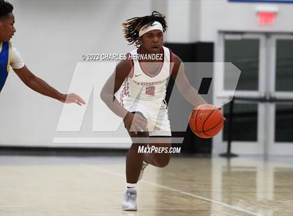 Thumbnail 2 in Hamshire-Fannett vs. Madisonville (Mike Dacus Classic) photogallery.