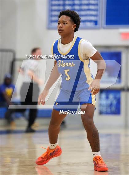 Thumbnail 1 in Hamshire-Fannett vs. Madisonville (Mike Dacus Classic) photogallery.