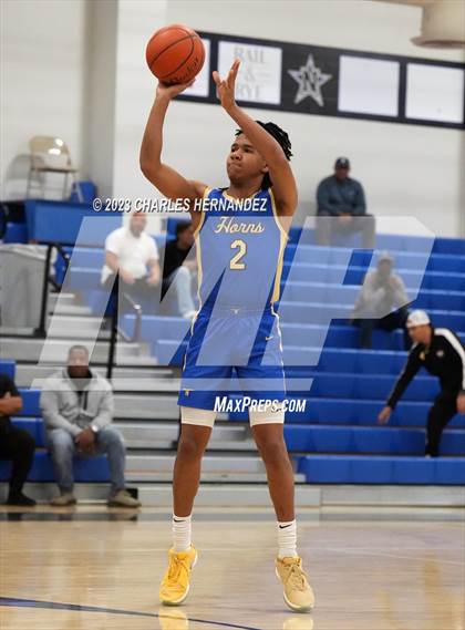 Thumbnail 1 in Hamshire-Fannett vs. Madisonville (Mike Dacus Classic) photogallery.