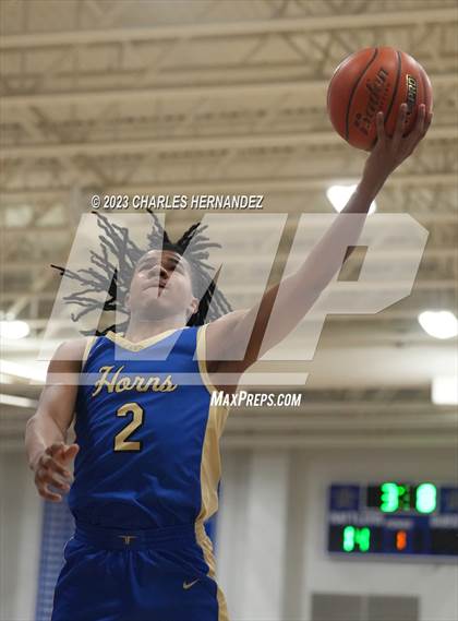 Thumbnail 3 in Hamshire-Fannett vs. Madisonville (Mike Dacus Classic) photogallery.