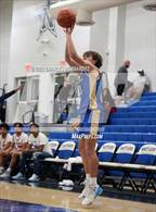 Photo from the gallery "Hamshire-Fannett vs. Madisonville (Mike Dacus Classic)"