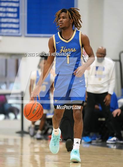Thumbnail 1 in Hamshire-Fannett vs. Madisonville (Mike Dacus Classic) photogallery.