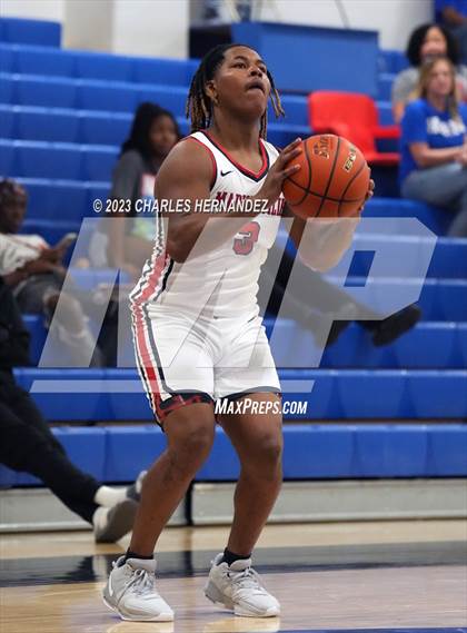 Thumbnail 1 in Hamshire-Fannett vs. Madisonville (Mike Dacus Classic) photogallery.